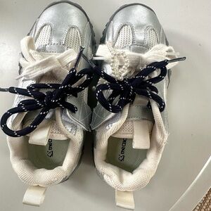 Angel Silver Sneakers with Black and White Laces